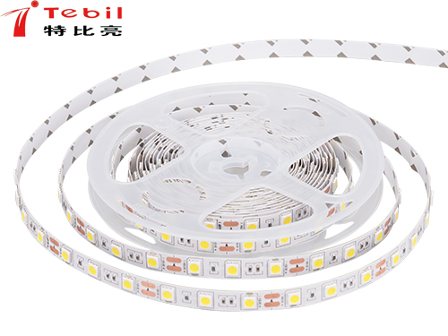 5050灯带 绿 不滴胶.jpg